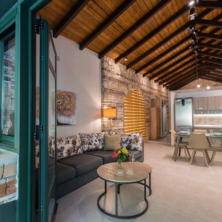 Spílion Casa Leone, Cosy Apartment Overlooking The Square מראה חיצוני תמונה