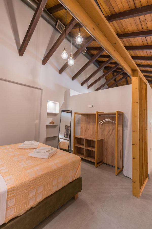 Spílion Casa Leone, Cosy Apartment Overlooking The Square מראה חיצוני תמונה