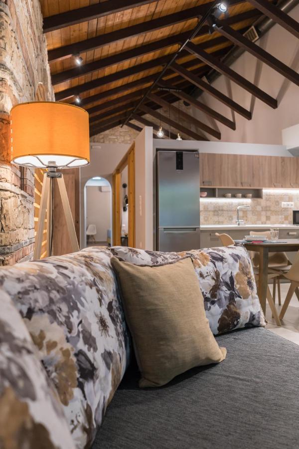 Spílion Casa Leone, Cosy Apartment Overlooking The Square מראה חיצוני תמונה